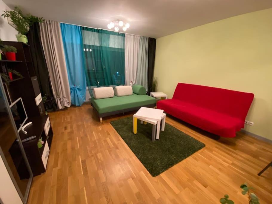 Green Apartment 214 With Private Parking Bukarest Exteriör bild